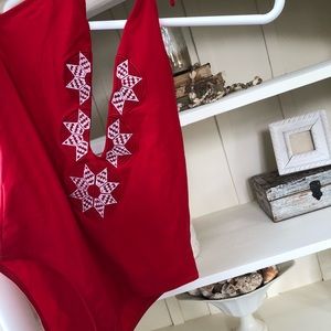 Never worn cupshe one piece